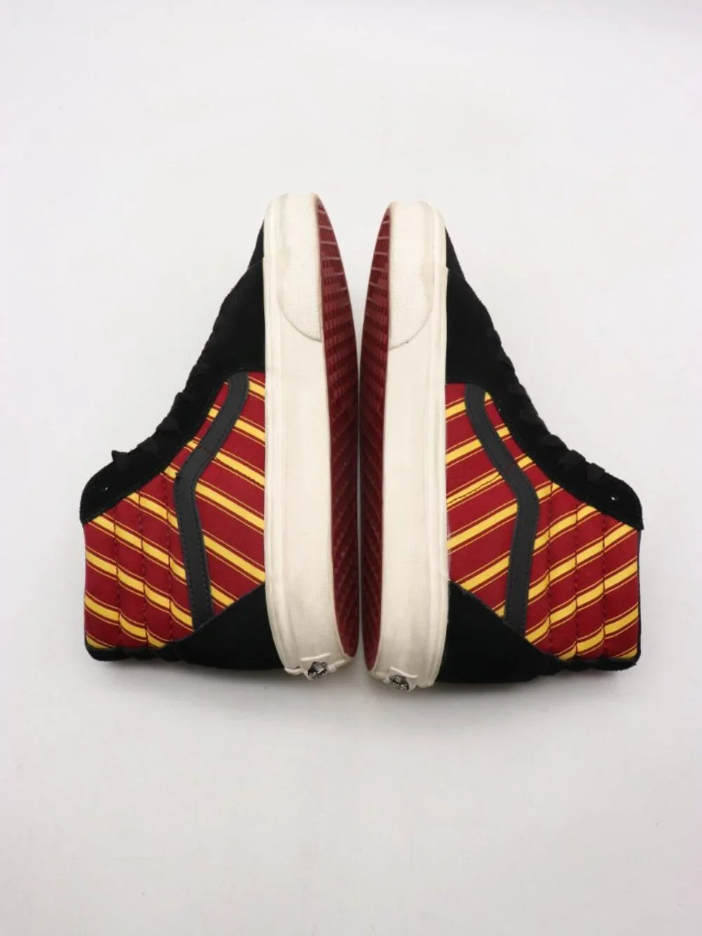 Vans x Harry Potter Sk8 Men's 7.5 Women's 9 Hi Gryffindor Skate Sneakers